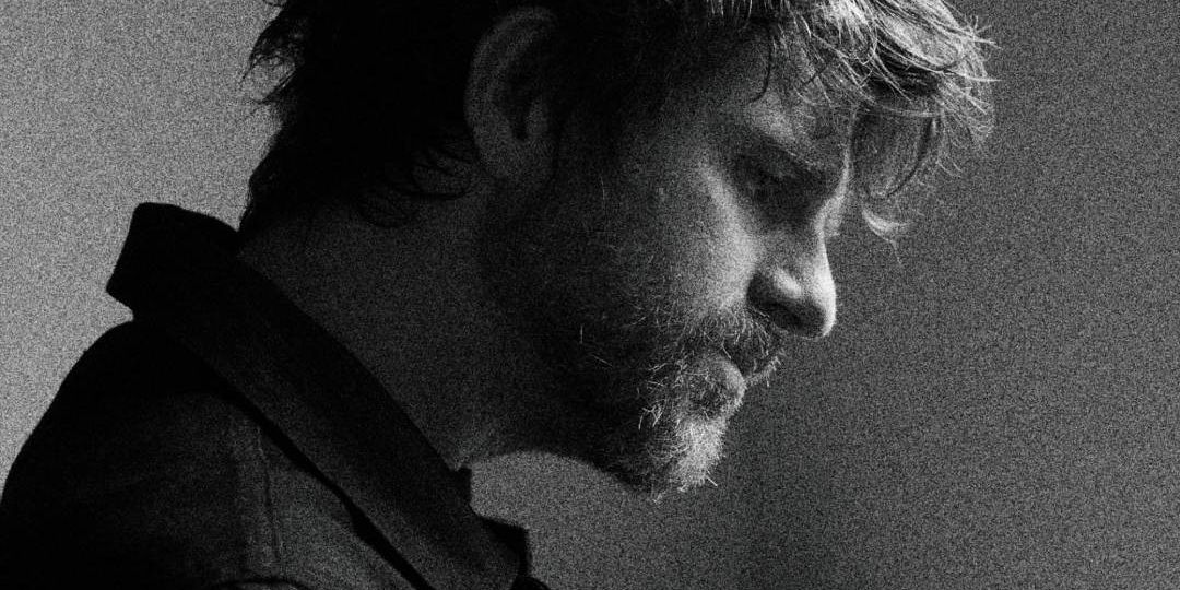 Vincent Vallières : Au travers de la route
