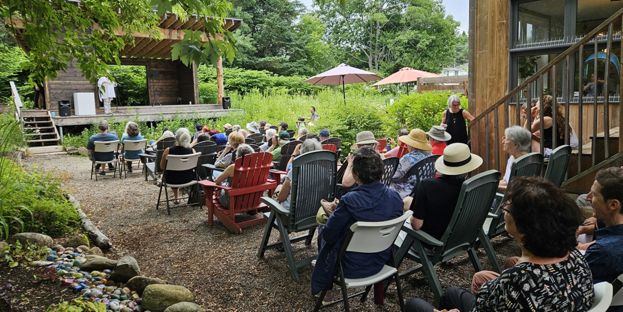 La petite Place des Arts – Les Midis-Musique